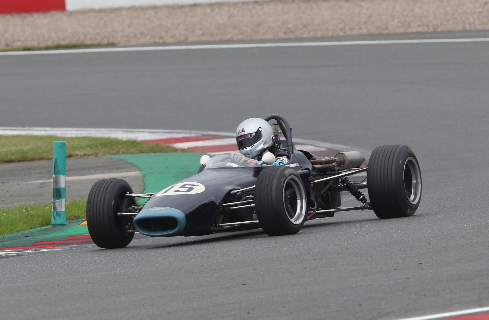 Chevron B15 5