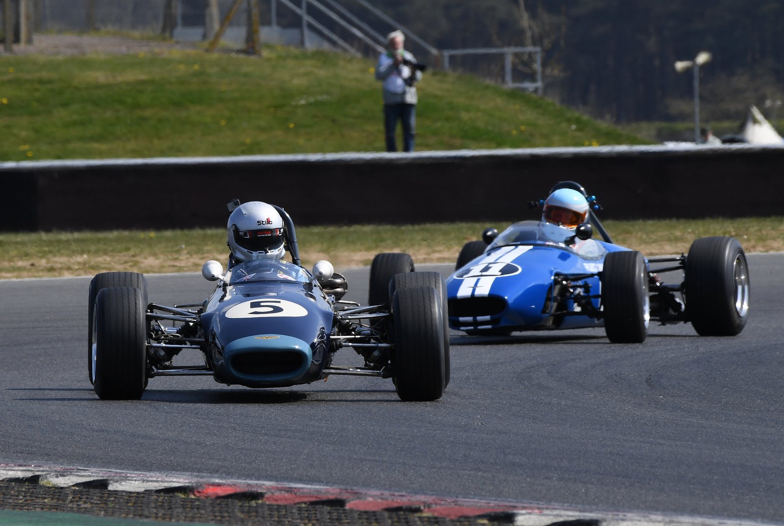 Chevron B15 16