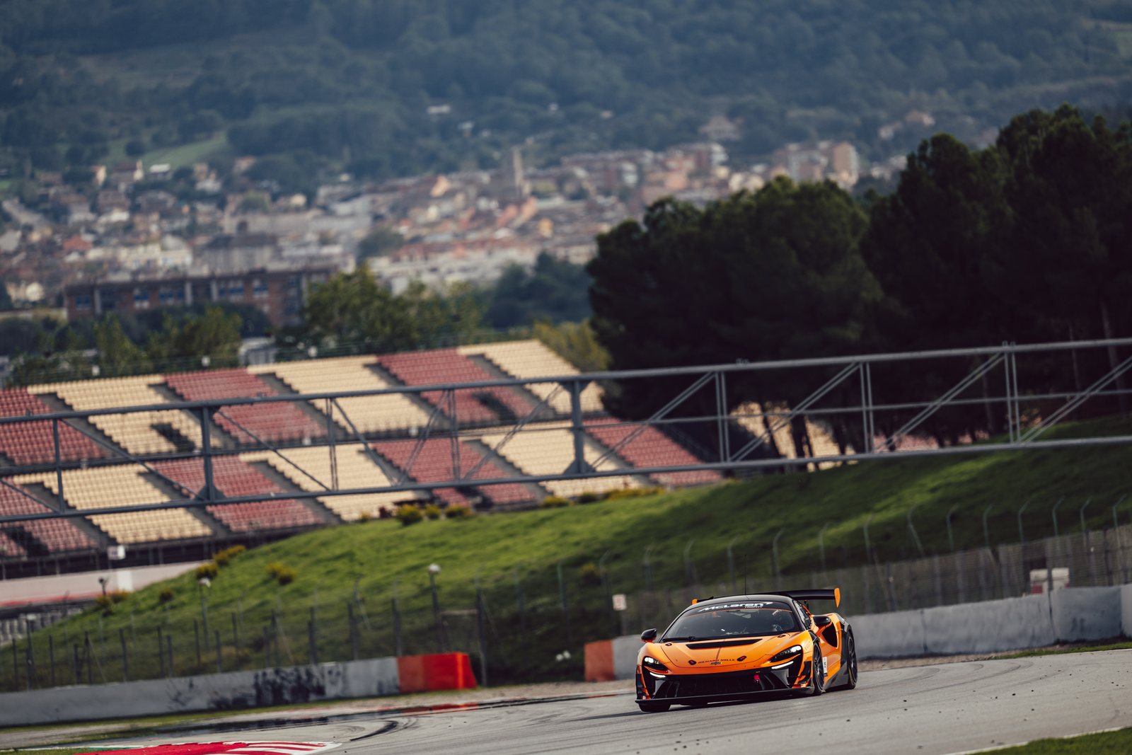McLaren Artura Trophy EVO 28